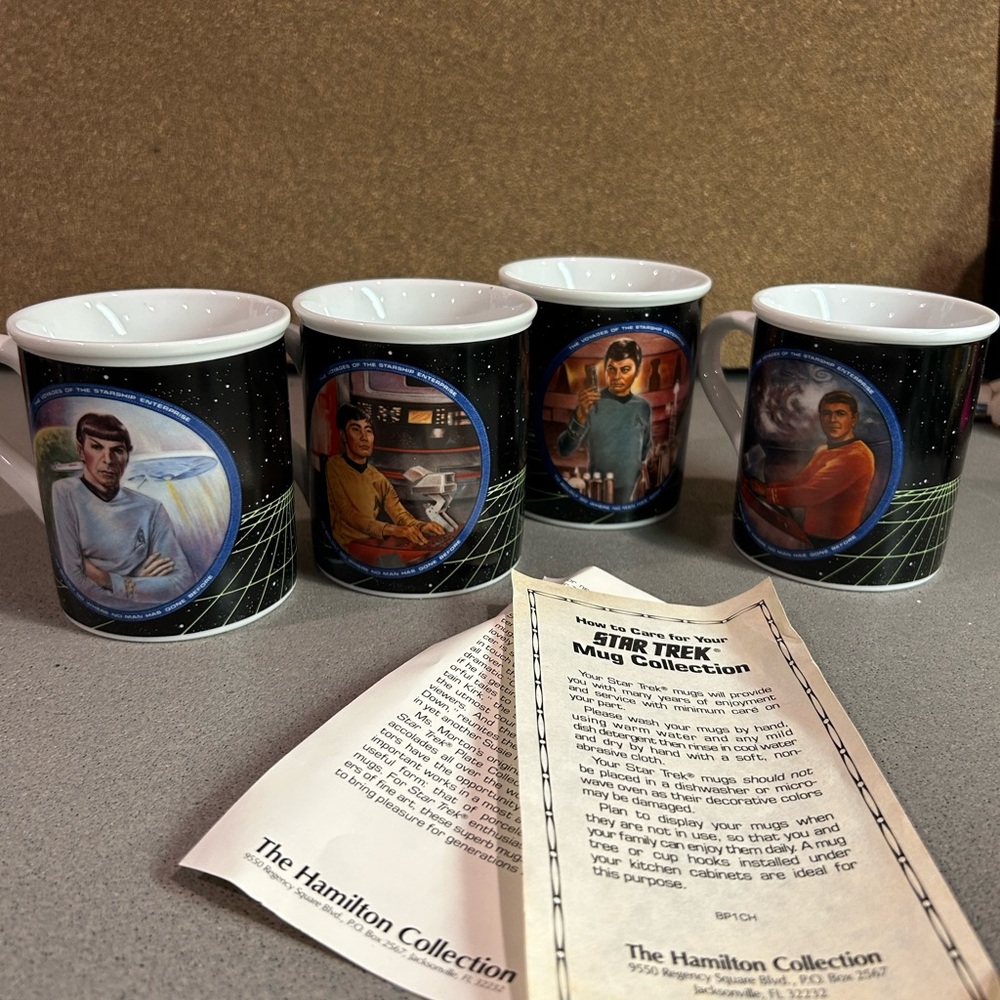 Lot 4 Star Trek Coffee Mug Collection The Original series 1983 Spock Sulu Scotty